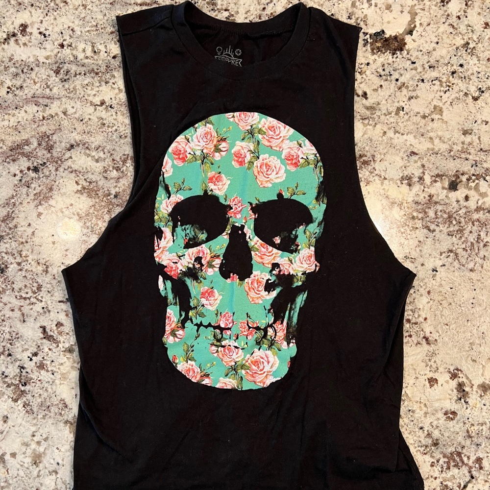 Black Muscle T with Floral Skull